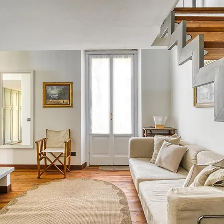 Atelier Navigli - Elegant Loft With Canal View Apartment