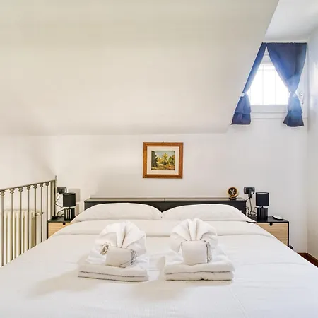 Atelier Navigli - Elegant Loft With Canal View Apartment Mailand