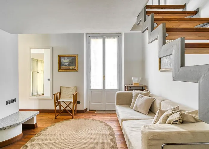 Atelier Navigli - Elegant Loft With Canal View Apartment