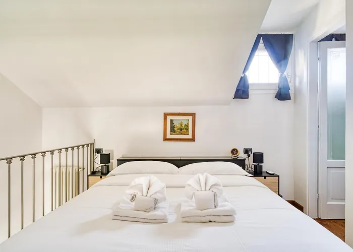 Atelier Navigli - Elegant Loft With Canal View Apartment Milan
